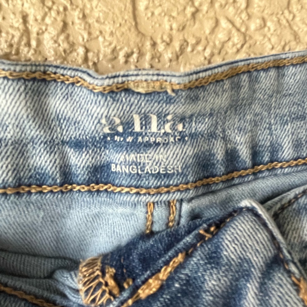 A.n.a ~ Denim Fringe Women Shorts - Picture 2 of 3